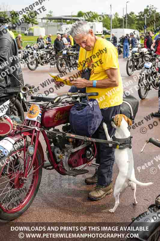 Vintage motorcycle club;eventdigitalimages;no limits trackdays;peter wileman photography;vintage motocycles;vmcc banbury run photographs